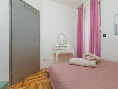 Apartment Two bedroom apartment with terrace and sea view Zavode, Omiš A-12075-a - Outdoor photo 18