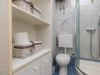 Apartment Two bedroom apartment with terrace and sea view Zavode, Omiš A-12075-a - Outdoor photo 23