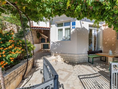 Apartment Two bedroom apartment with terrace and sea view Zavode, Omiš A-12075-a - Outdoor photo 27