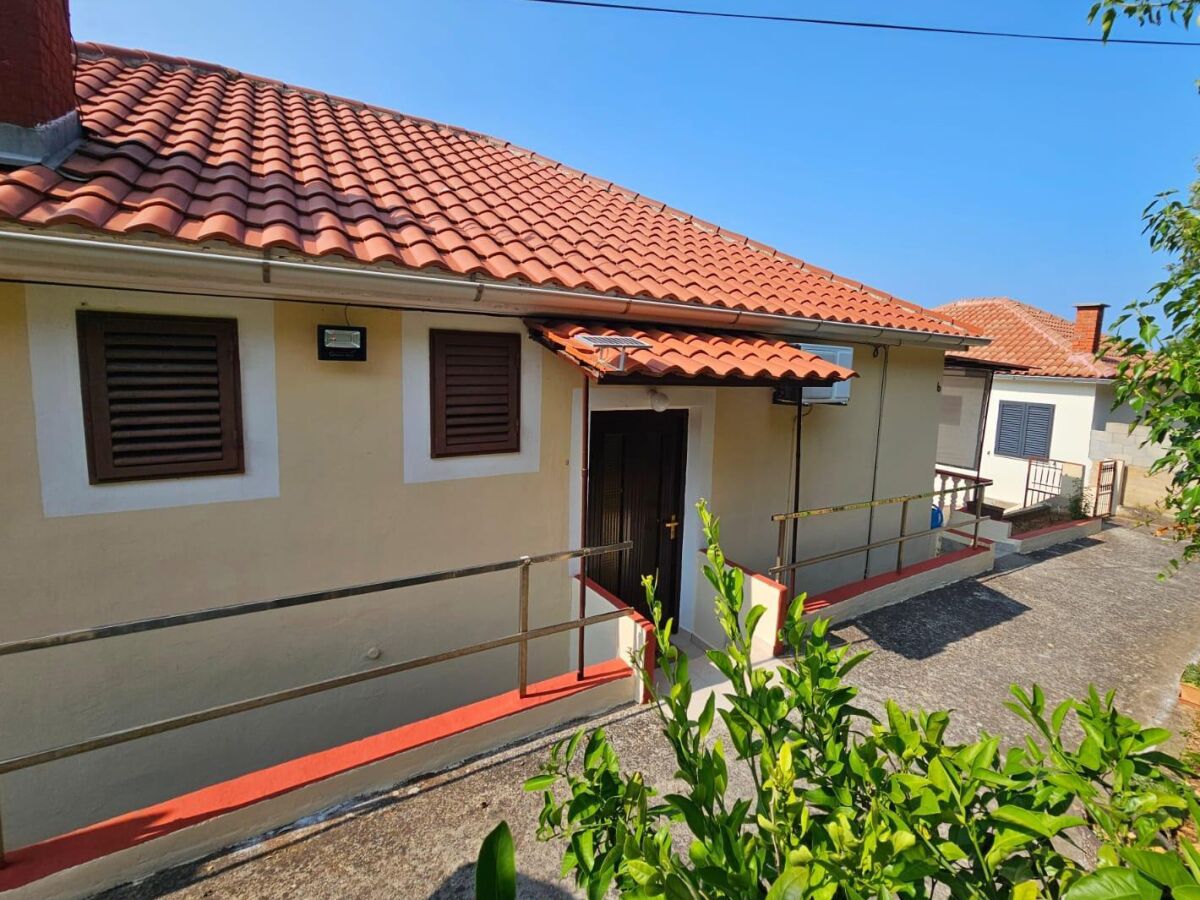 Apartment Two bedroom apartment near beach Savar, Dugi otok A-8079-c - Outdoor photo 5