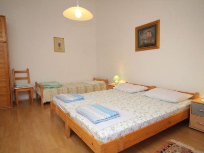 Apartment Apartments by the sea Osor, Lošinj - 8088 - Outdoor photo 15