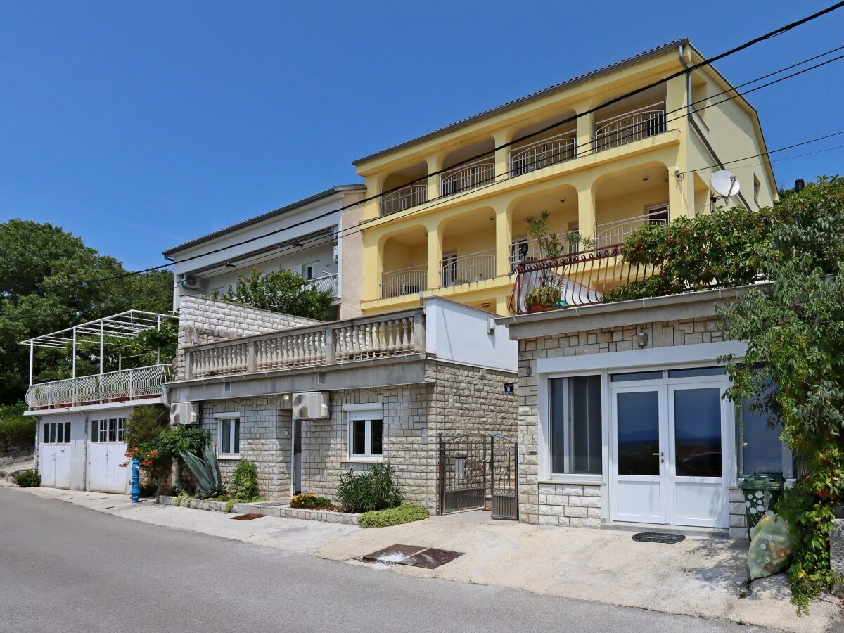 Apartment Three bedroom apartment with terrace and sea view Dramalj, Crikvenica A-5592-a - Outdoor photo 2