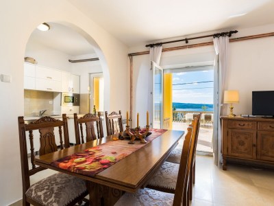 Apartment Two bedroom apartment with terrace and sea view Dramalj, Crikvenica A-5592-c in Dramalj - Apartment