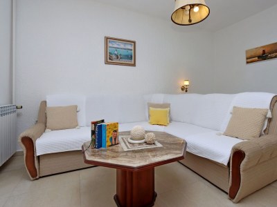 Apartment Two bedroom apartment with terrace and sea view Dramalj, Crikvenica A-5592-c - Outdoor photo 14