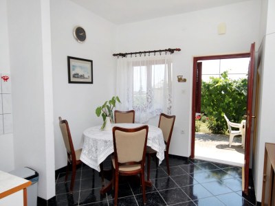 Apartment Two bedroom apartment with terrace Novi Vinodolski A-5600-a - Outdoor photo 10