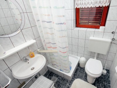 Apartment Two bedroom apartment with terrace Novi Vinodolski A-5600-a - Outdoor photo 17