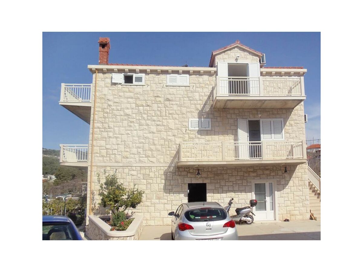 Apartment One bedroom apartment with terrace Sumartin, Brač A-5620-a - Outdoor photo 3