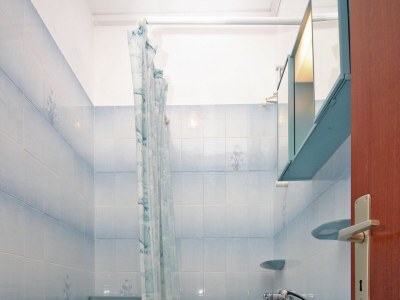 Apartment One bedroom apartment with terrace Sumartin, Brač A-5620-b - Outdoor photo 17