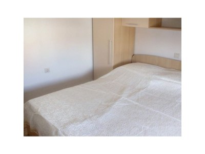 Apartment Two bedroom apartment with balcony and sea view Sumartin, Brač A-5620-d - Outdoor photo 16