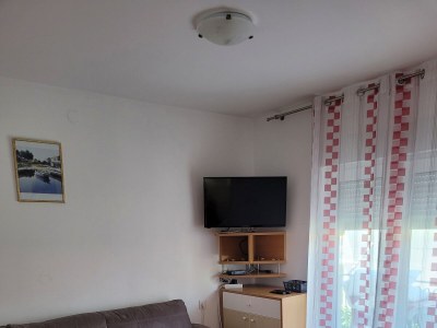 Apartment One bedroom apartment with balcony and sea view Sutivan, Brač A-5629-b - Outdoor photo 8