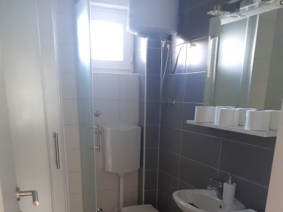 Apartment One bedroom apartment with balcony and sea view Sutivan, Brač A-5629-b - Outdoor photo 16