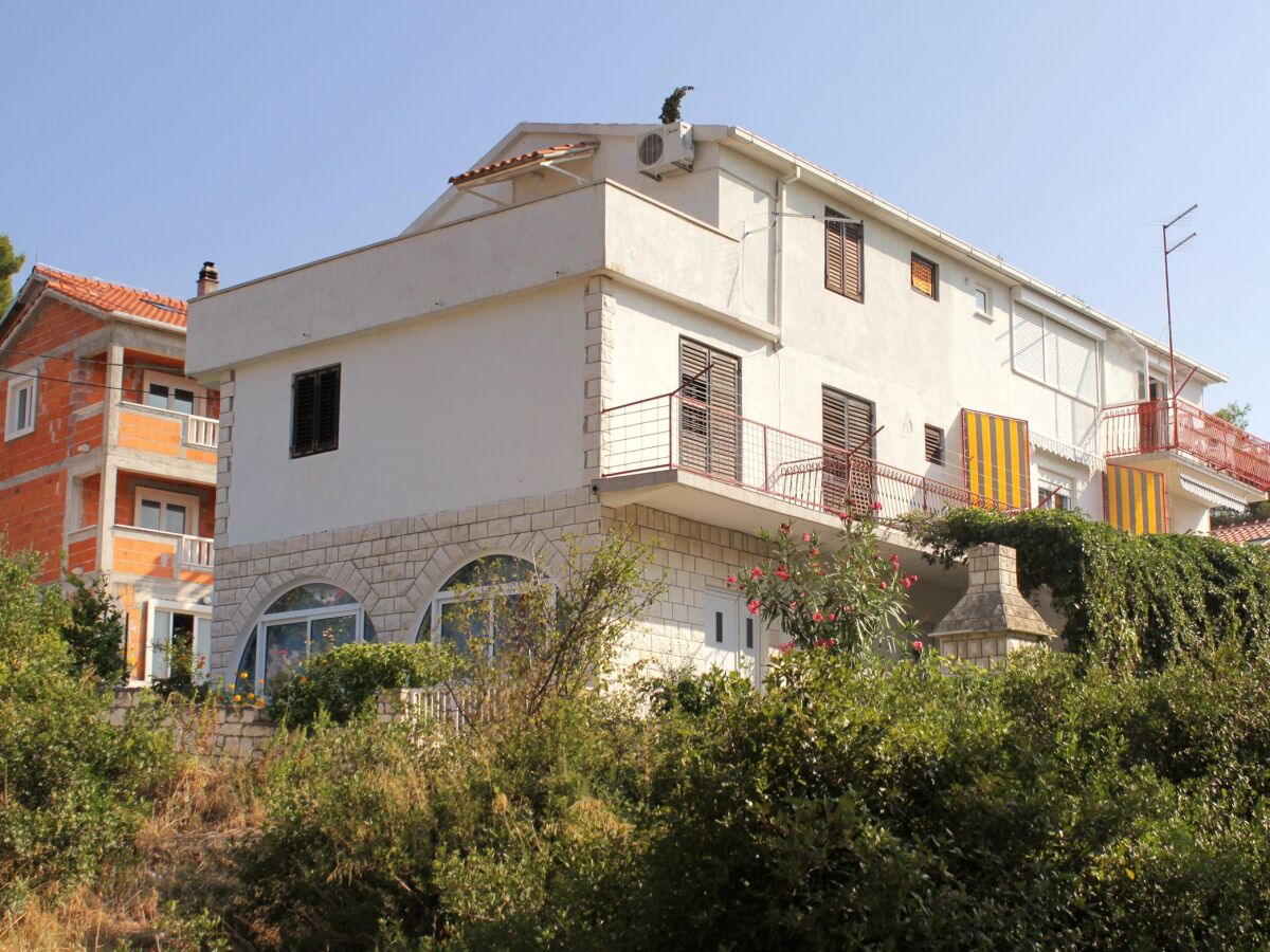 Apartment Studio flat with balcony and sea view Sutivan, Brač AS-5629-a - Outdoor photo 4