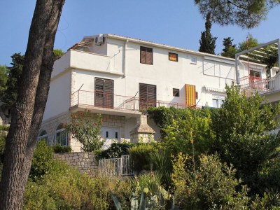 Apartment Studio flat with balcony and sea view Sutivan, Brač AS-5629-a in Sutivan - Apartment