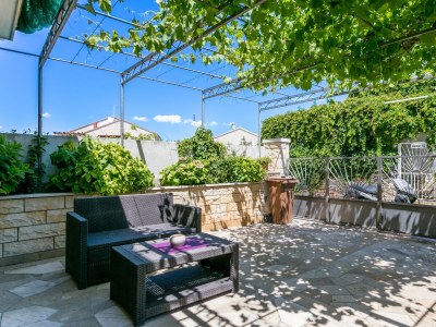 Holiday room with balcony and sea view Supetar, Brač S-5658-d - Outdoor photo 7