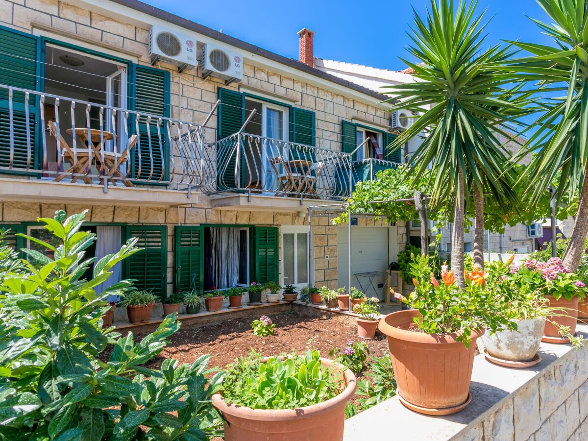 Holiday room with balcony Supetar, Brač S-5658-a - Outdoor photo 3