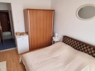 Holiday room with balcony Supetar, Brač S-5658-a - Outdoor photo 16