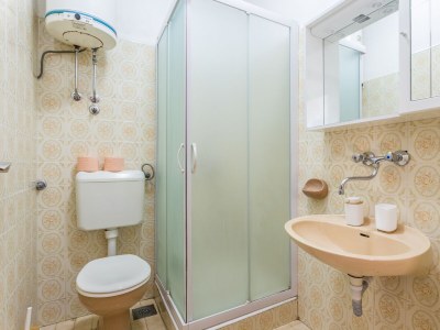 Holiday room with balcony and sea view Supetar, Brač S-5658-c - Outdoor photo 16