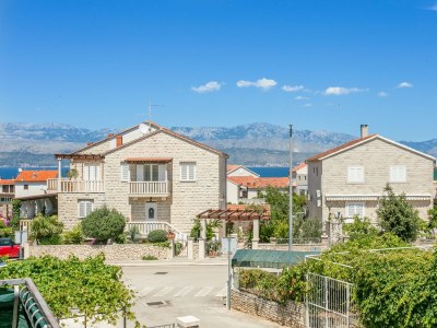 Holiday room with balcony and sea view Supetar, Brač S-5658-c - Outdoor photo 18