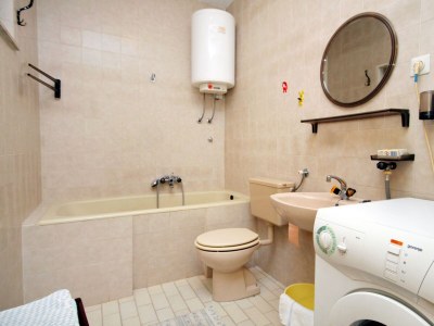 Apartment One bedroom apartment with terrace Postira, Brač A-5659-a - Outdoor photo 23