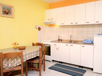 Apartment One bedroom apartment with terrace Postira, Brač A-5659-b - Outdoor photo 20