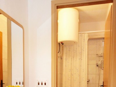 Apartment One bedroom apartment with terrace Postira, Brač A-5659-b - Outdoor photo 24