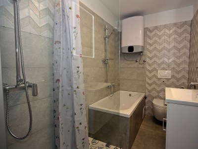 Apartment Three bedroom apartment with terrace and sea view Supetar, Brač A-5665-a - Outdoor photo 22