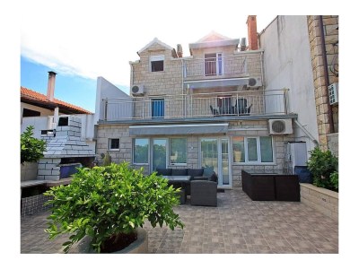 Apartment Studio flat with terrace Supetar, Brač AS-5665-a in Supetar - Apartment