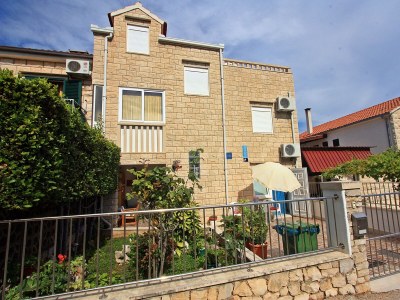 Apartment Studio flat with terrace Supetar, Brač AS-5665-a - Outdoor photo 3