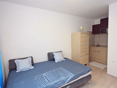 Apartment Studio flat with terrace Supetar, Brač AS-5665-a - Outdoor photo 10