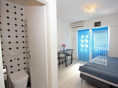 Apartment Studio flat with terrace Supetar, Brač AS-5665-a - Outdoor photo 11