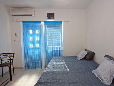 Apartment Studio flat with terrace Supetar, Brač AS-5665-a - Outdoor photo 20