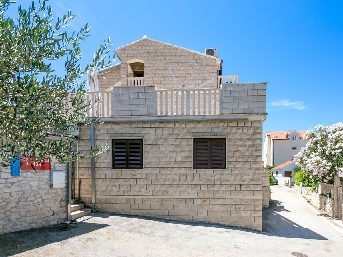 Apartment Apartments with parking space Supetar, Brač - 5670 - Outdoor photo 3