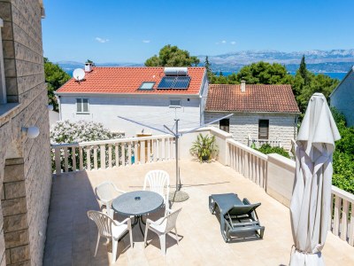 Apartment Apartments with parking space Supetar, Brač - 5670 - Outdoor photo 13