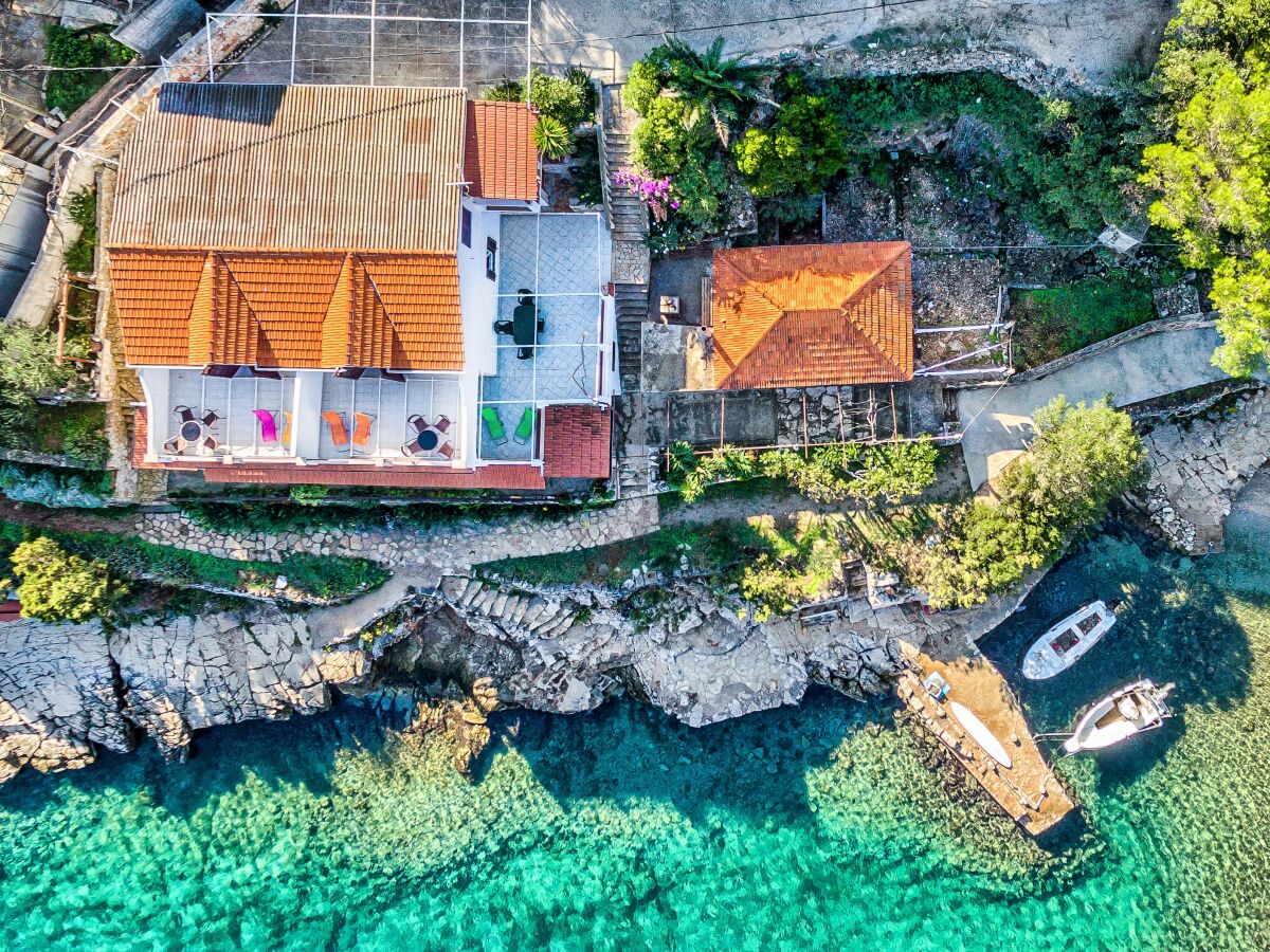 Apartment Two bedroom apartment near beach Basina, Hvar A-5699-d - Outdoor photo 5