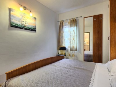 Apartment Two bedroom apartment near beach Basina, Hvar A-5699-d - Outdoor photo 16