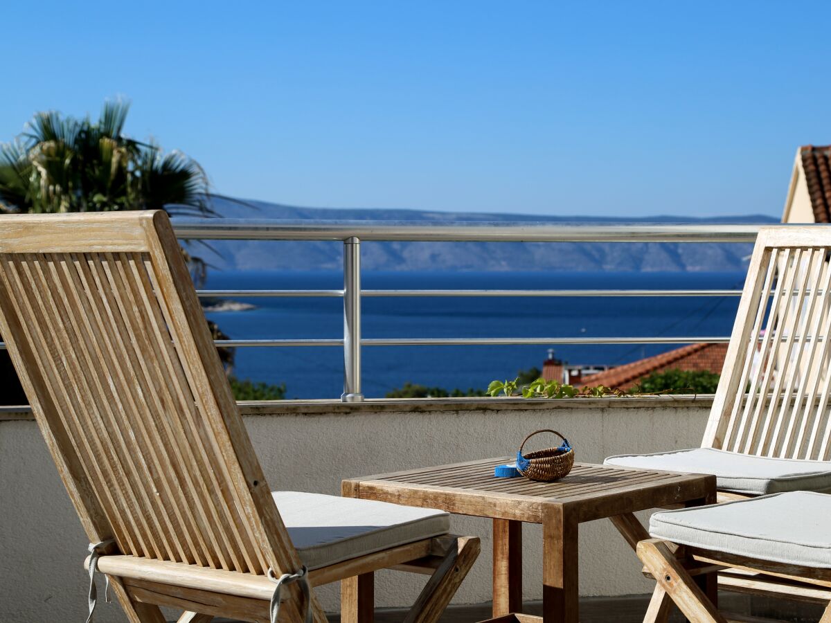 Apartment Three bedroom apartment with terrace and sea view Jelsa, Hvar A-5703-b