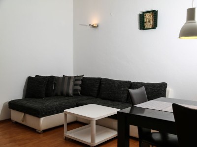 Apartment Three bedroom apartment with terrace and sea view Jelsa, Hvar A-5703-b - Outdoor photo 10