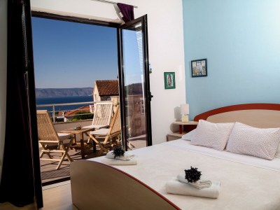 Apartment Three bedroom apartment with terrace and sea view Jelsa, Hvar A-5703-b - Outdoor photo 17