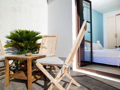 Apartment Three bedroom apartment with terrace and sea view Jelsa, Hvar A-5703-b - Outdoor photo 35