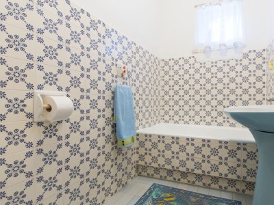 Apartment Two bedroom apartment with terrace Punat, Krk A-14111-a - Outdoor photo 14