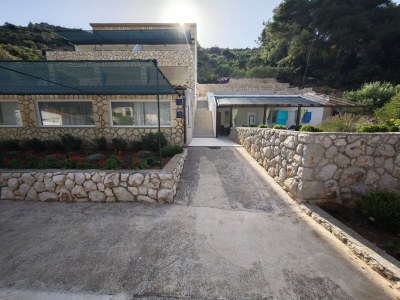 Apartment Two bedroom apartment near beach Cove Prapratna - Prapatna, Hvar A-5704-c - Outdoor photo 5