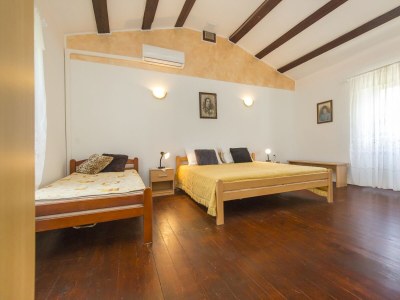 Holiday house Two bedroom house with terrace Mali Turini, Central Istria - Središnja Istra K-14136 - Outdoor photo 18