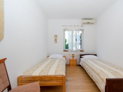 Apartment Two bedroom apartment near beach Preko, Ugljan A-14917-a - Outdoor photo 26