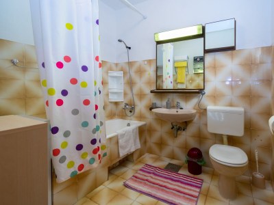 Apartment Two bedroom apartment near beach Preko, Ugljan A-14917-a - Outdoor photo 29