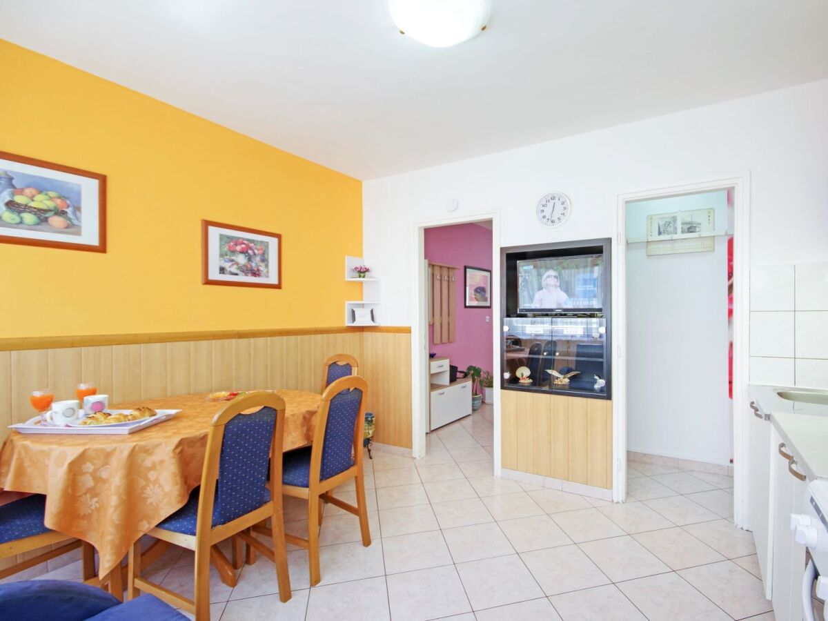 Apartment Two bedroom apartment with air-conditioning Makarska A-19210-a - Outdoor photo 4