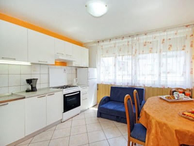Apartment Two bedroom apartment with air-conditioning Makarska A-19210-a - Outdoor photo 5