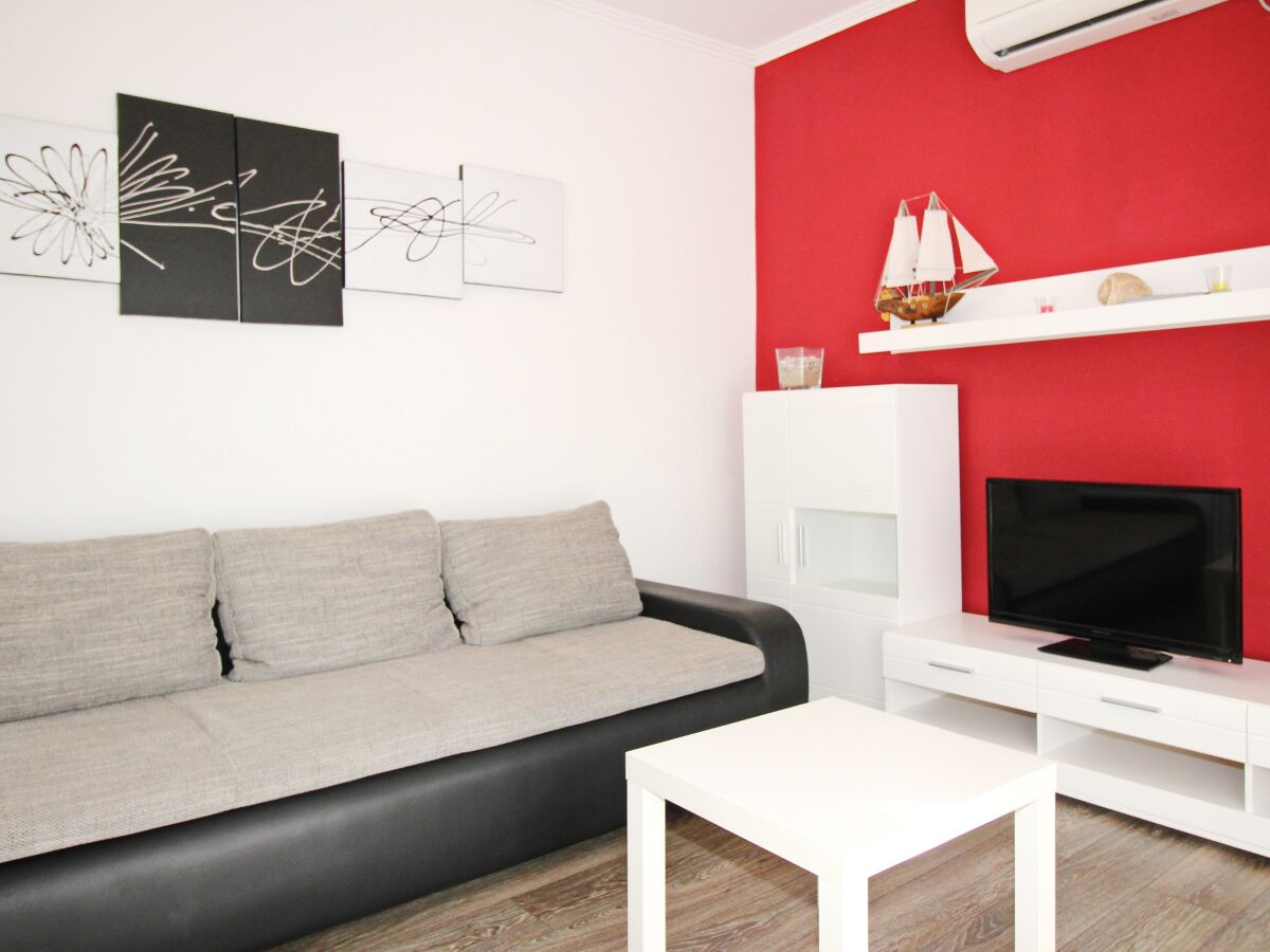 Apartment Two bedroom apartment with balcony Baška, Krk A-19220-a - Outdoor photo 2