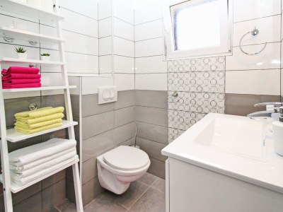 Apartment Two bedroom apartment with balcony Baška, Krk A-19220-a - Outdoor photo 11