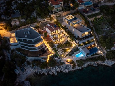 Villa Comfortable and spacious house near beach Cove Ljubljeva, Trogir K-19258 in Vinisce - Villa