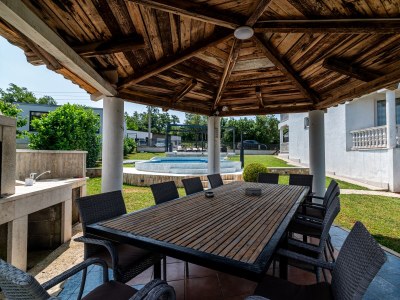 Holiday house Comfortable and spacious house with terrace Radmani, Poreč K-16440 - Outdoor photo 7